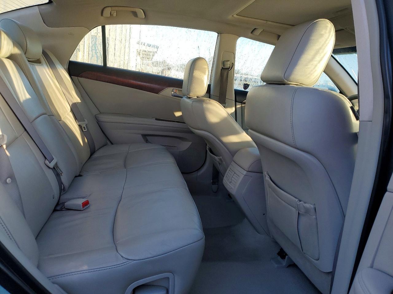 2011 Toyota Avalon Base