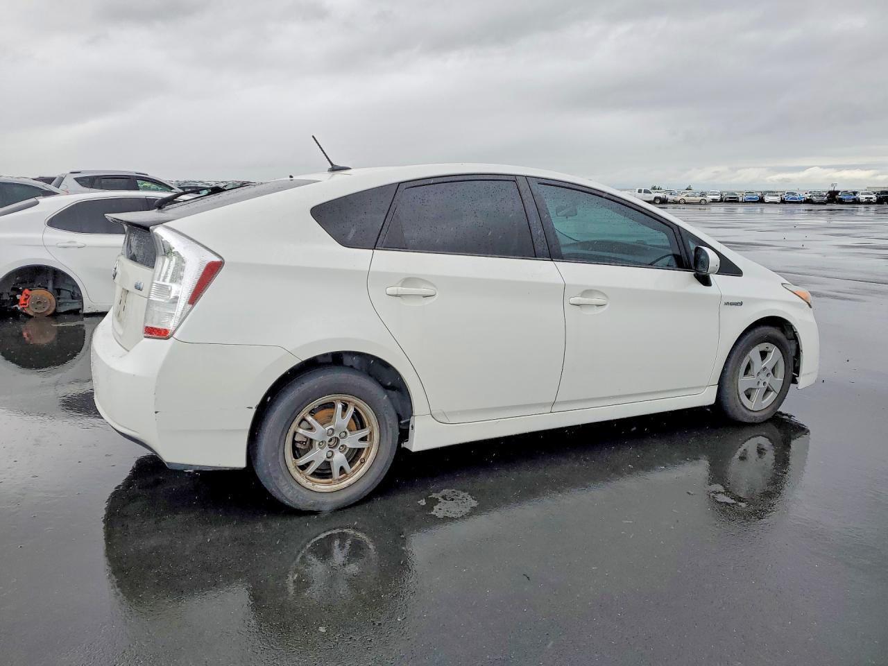 2010 Toyota Prius ii