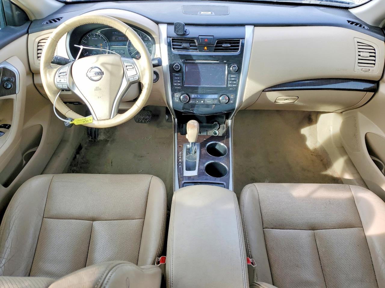 2013 Niss Altima