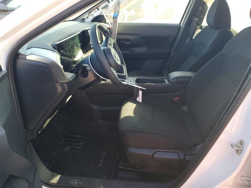 2025 Nissan Kicks s
