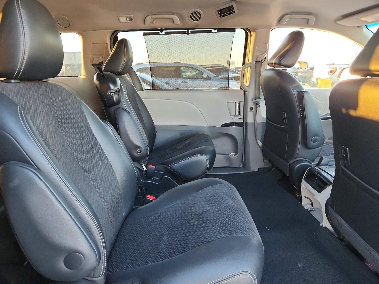 2014 Toyota Sienna Sport
