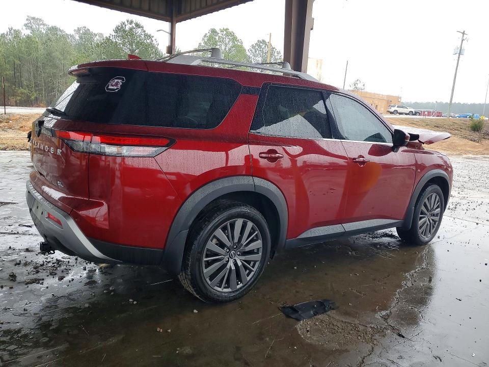 2022 Nissan Pathfinder sl