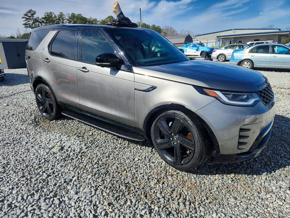 2024 Land Rover Discovery Dynamic se