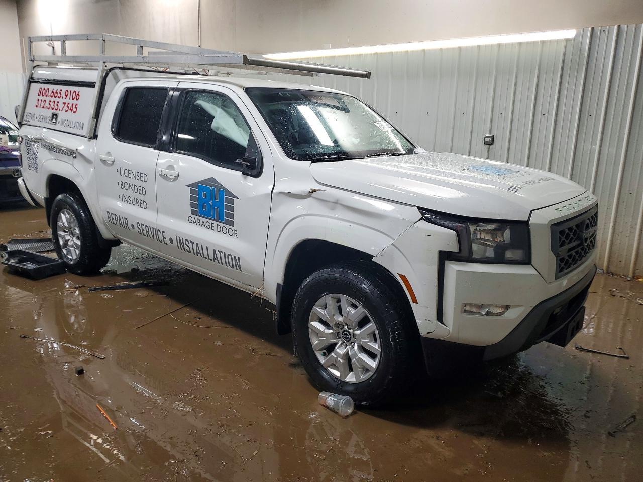 2022 Nissan Frontier SV
