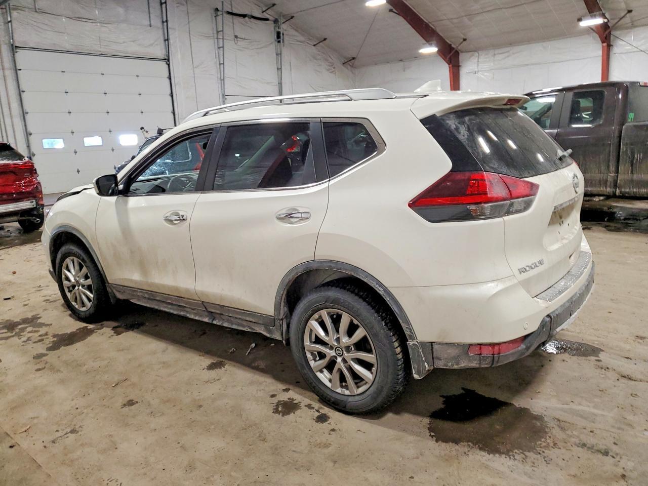 2020 Nissan Rogue s