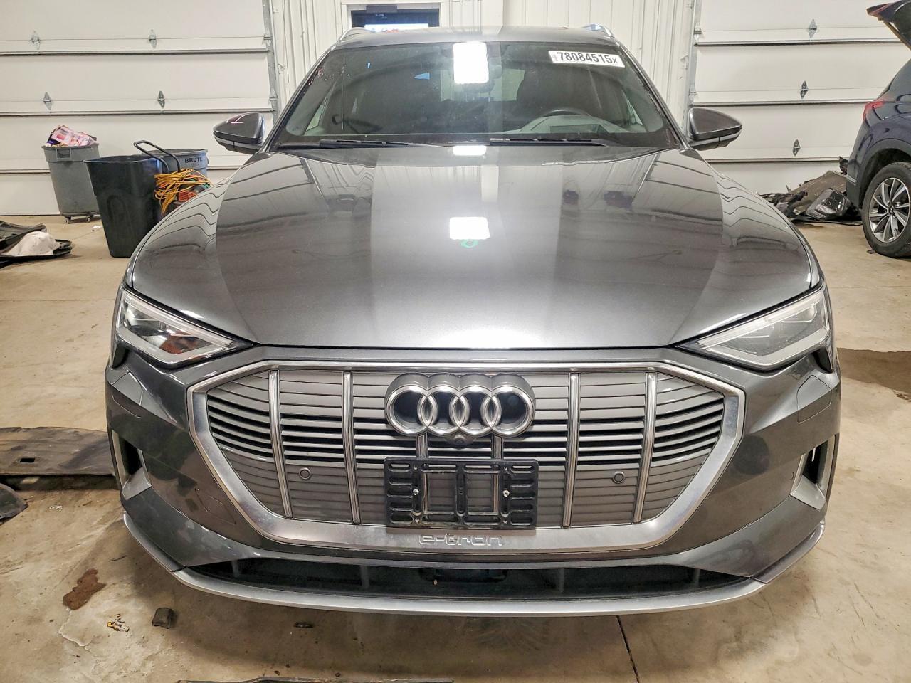 2019 Audi E-tron Prestige