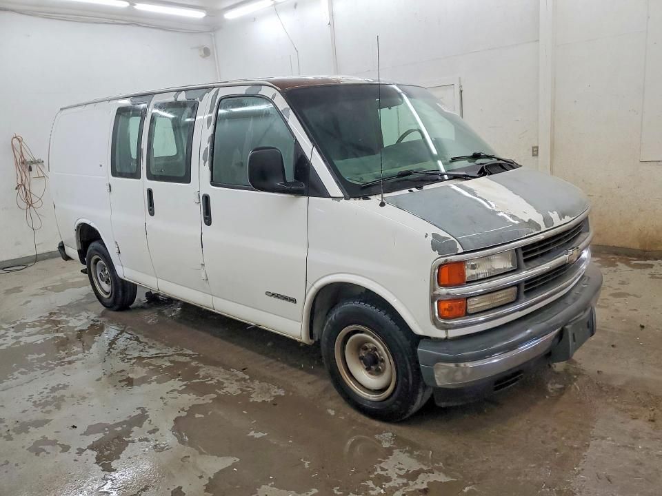 2002 Chevrolet Express G2500
