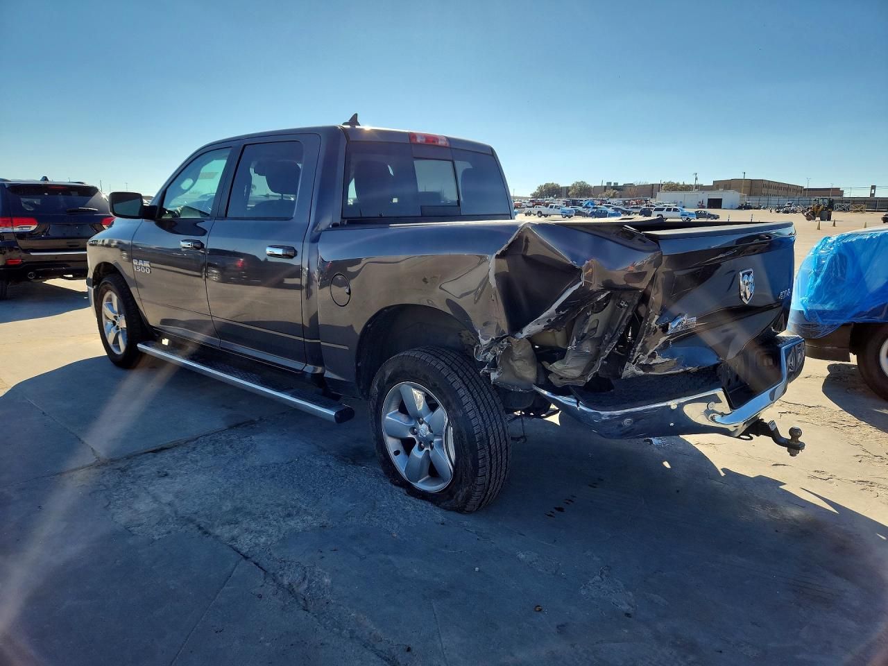 2016 Dodge Ram 1500 slt