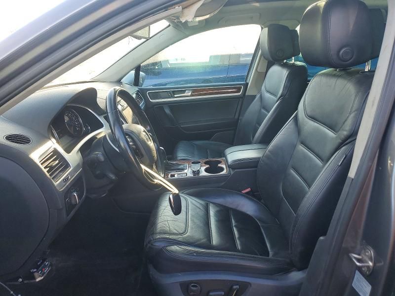 2011 Volkswagen Touareg V6