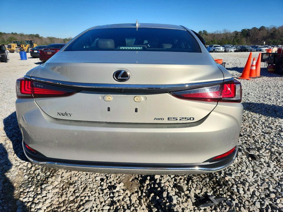 2022 Lexus Es 250 Base