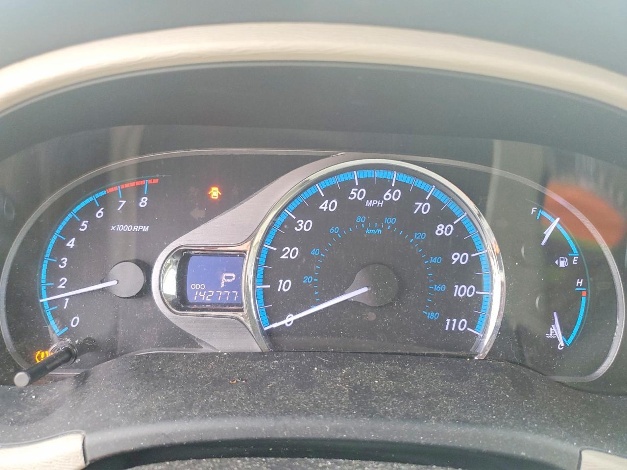 2014 Toyota Sienna xle Limited 7-passenger