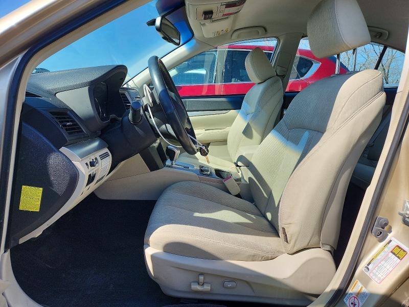 2010 Subaru Legacy 2.5i Premium