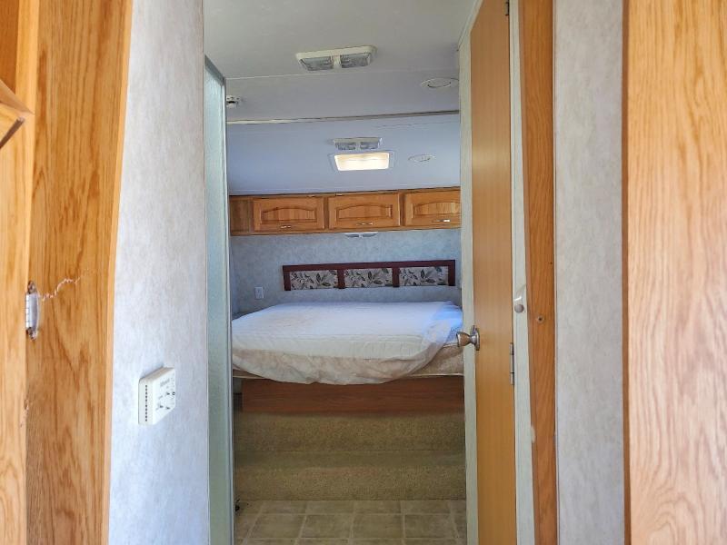 2006 Holiday Ramper Camper
