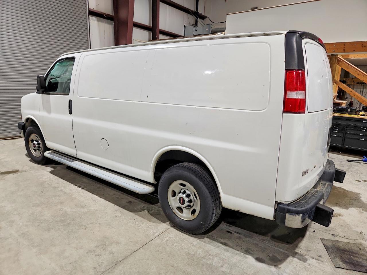 2017 GMC Savana G2500