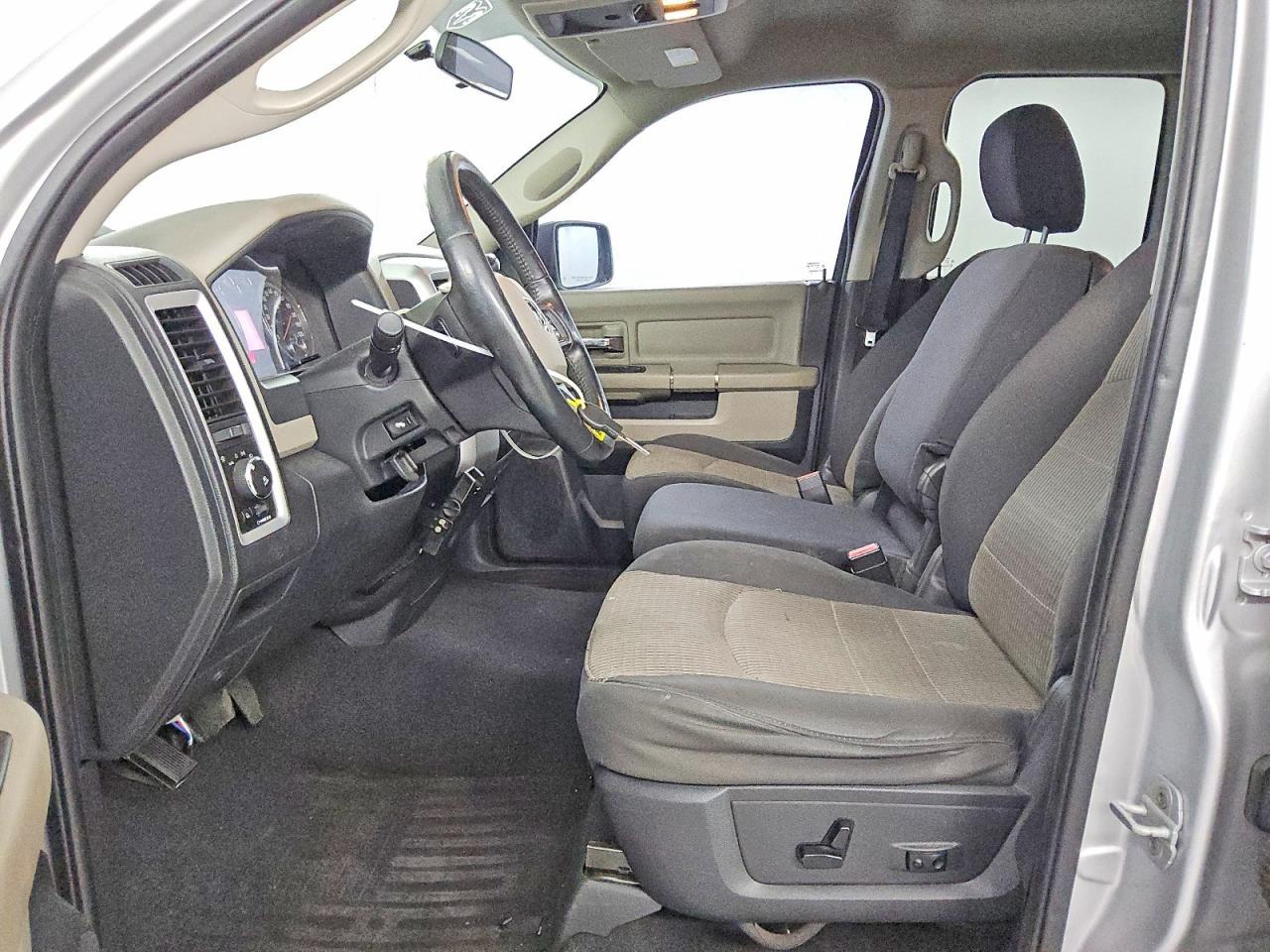 2012 Dodge Ram 1500 slt