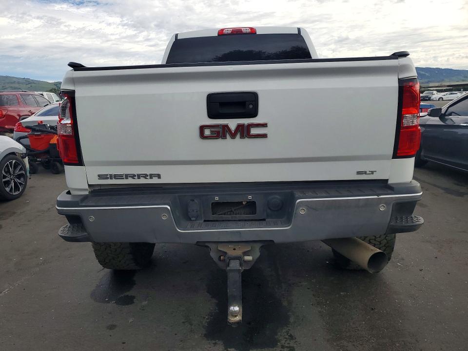 2018 GMC Sierra K2500 slt