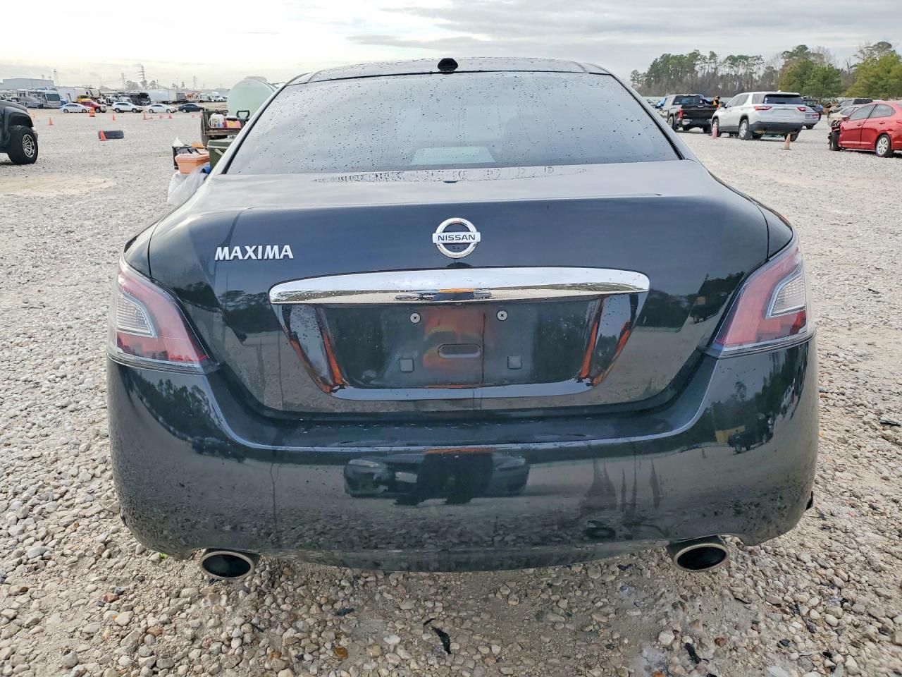 2013 Nissan Maxima s