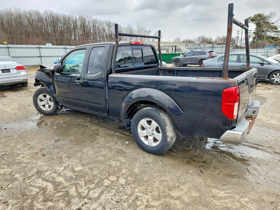 2011 Nissan Frontier s
