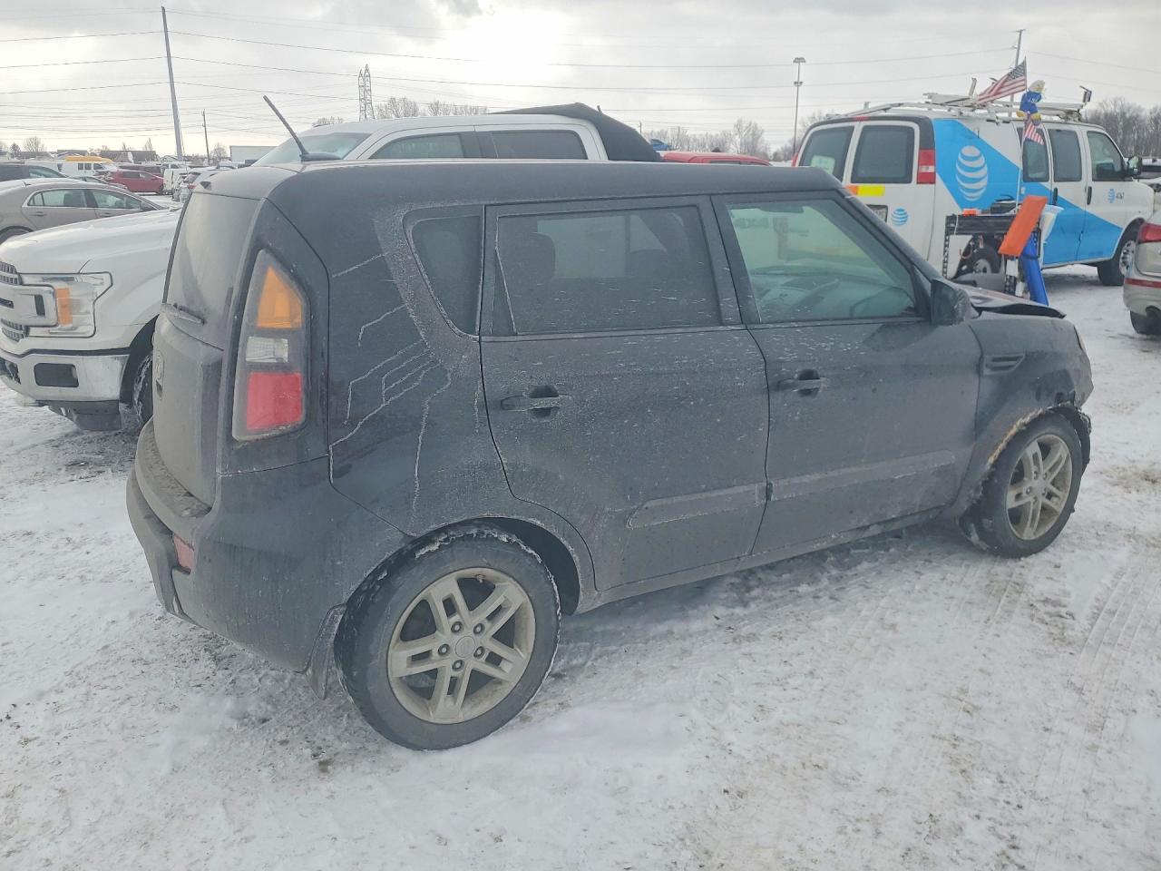 2011 KIA Soul +