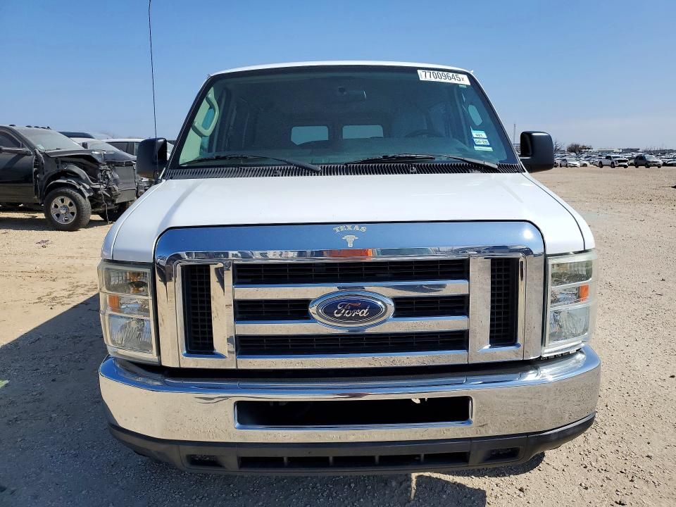 2011 Ford Econoline E350 Super Duty Wagon
