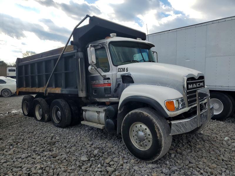 2004 Mack CV700 Dump Truck