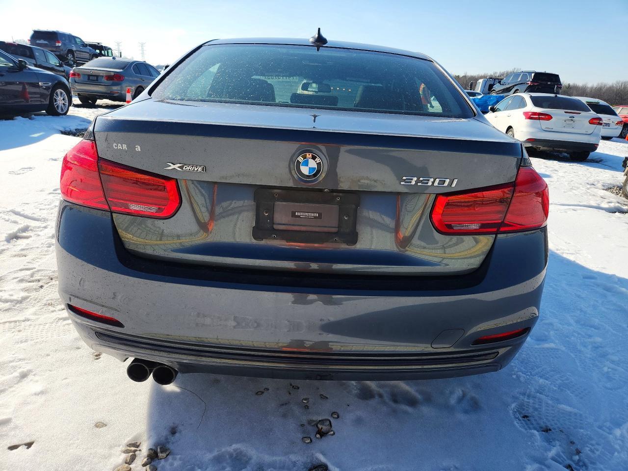 2018 BMW 330 xi