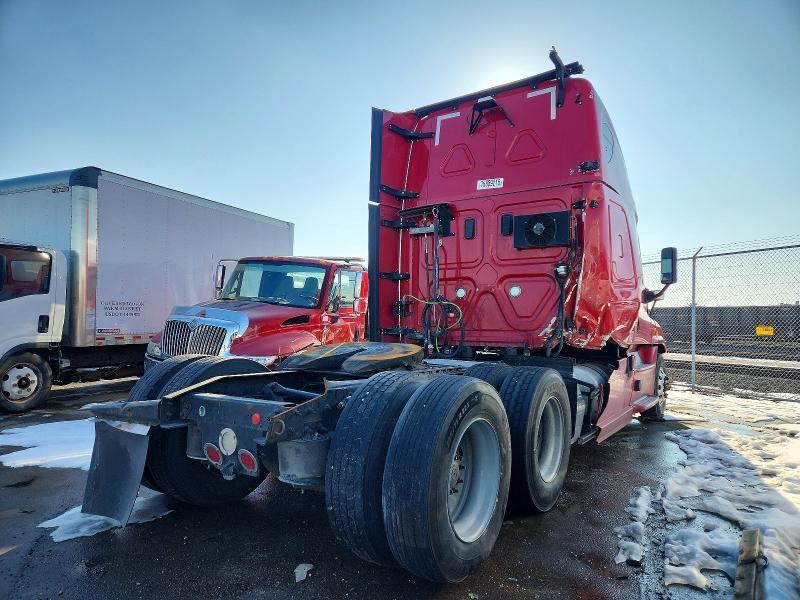 2017 Freigliner 2017 Freightliner Cascadia 125 Semi Truck