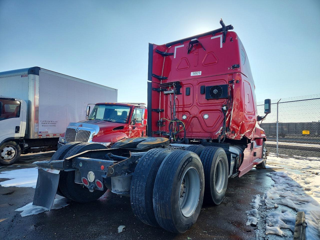 2017 Freigliner 2017 Freightliner Cascadia 125 Semi Truck