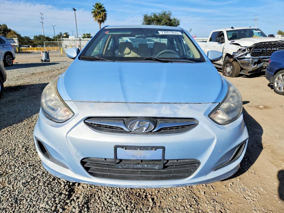 2013 Hyundai Accent gls