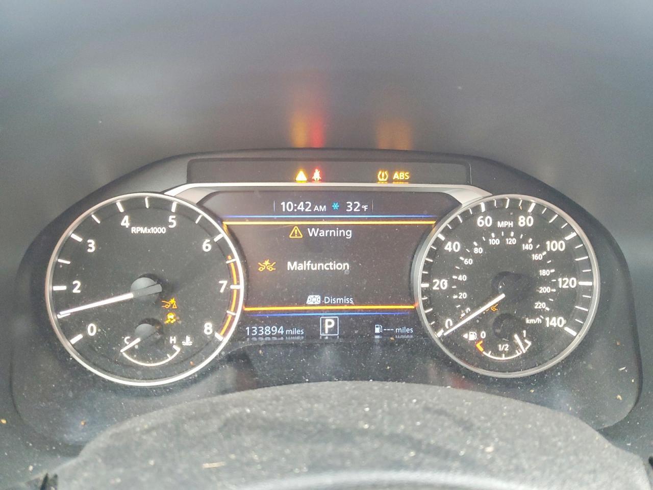 2022 Niss Altima sv