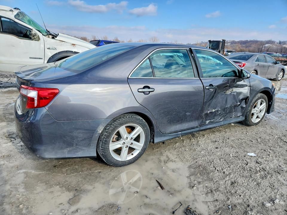 2013 Toyota Camry l