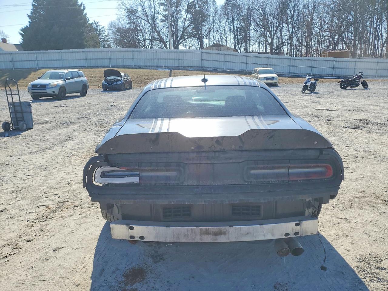 2015 Dodge Challenger sxt Plus