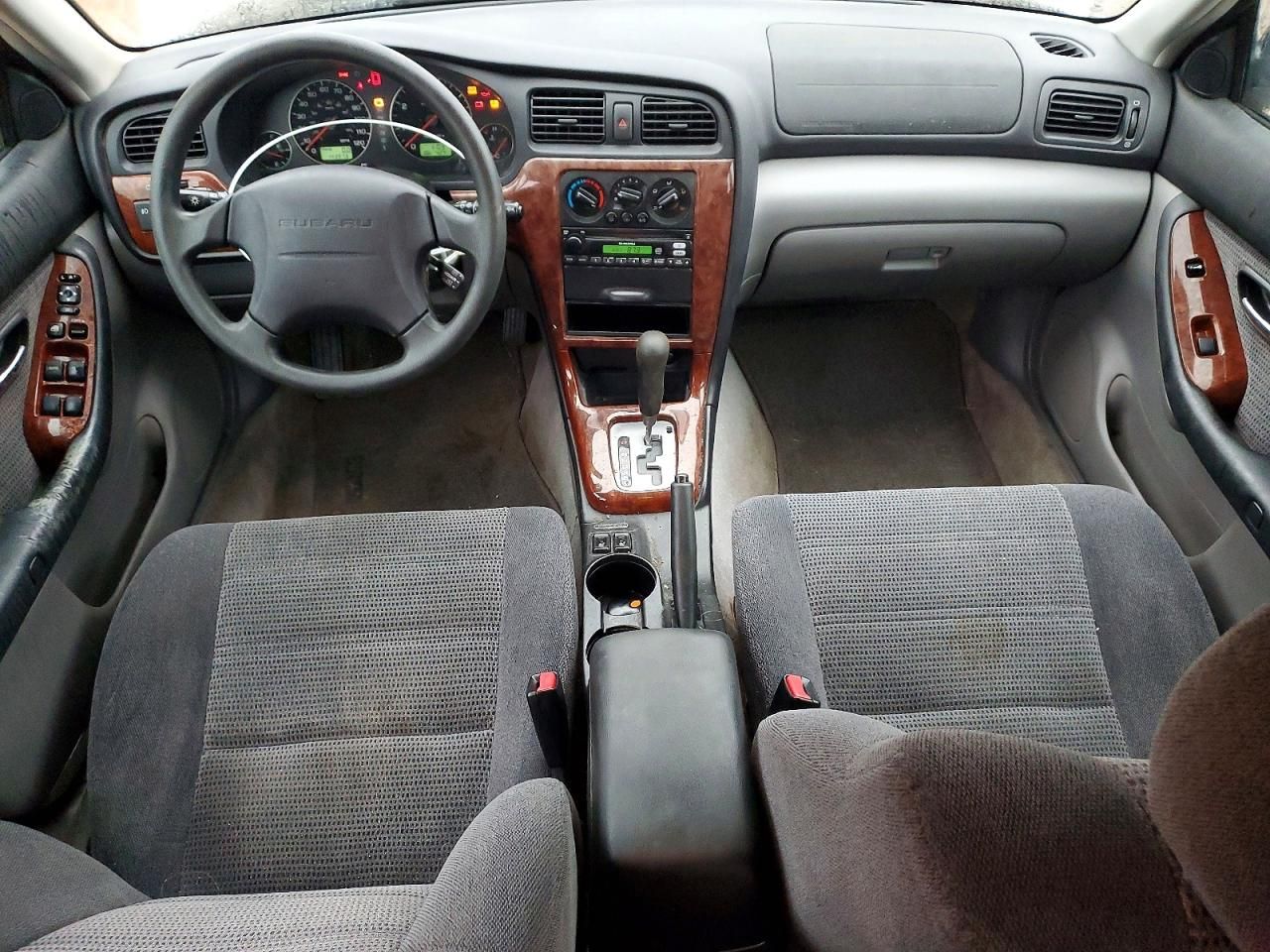 2004 Subaru Legacy Outback awp