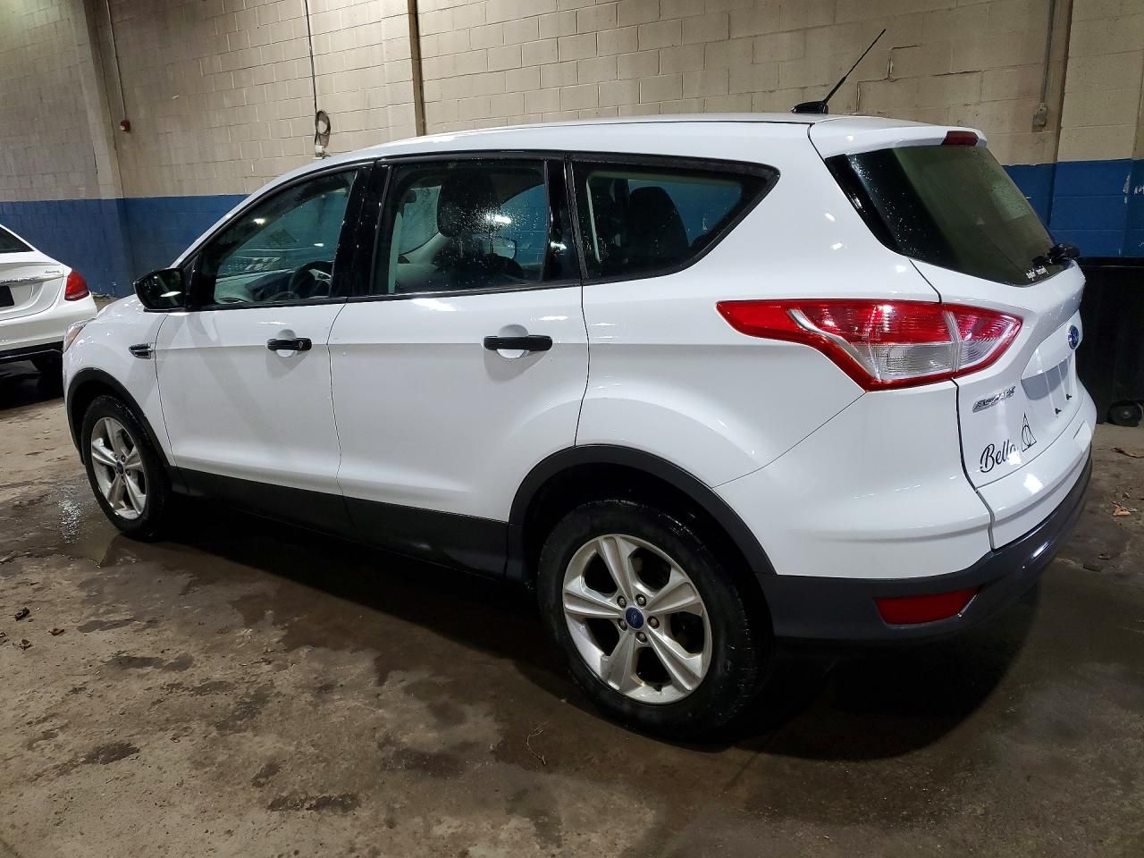 2016 Ford Escape s