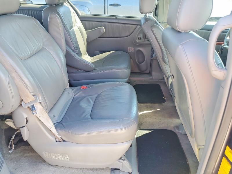 2006 Toyota Sienna xle 7 Passenger