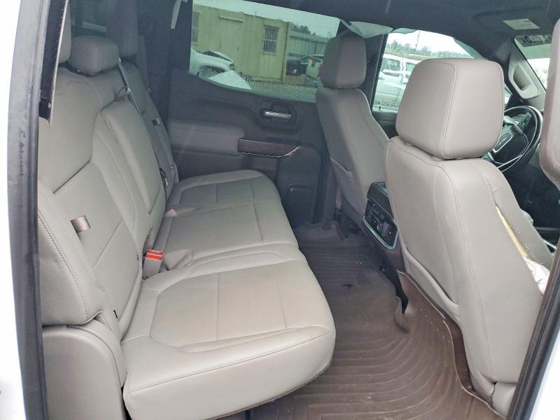 2020 GMC Sierra K1500 slt