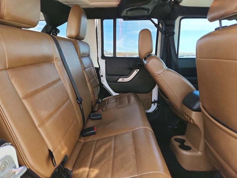 2012 Jeep Wrangler Unlimited Sahara