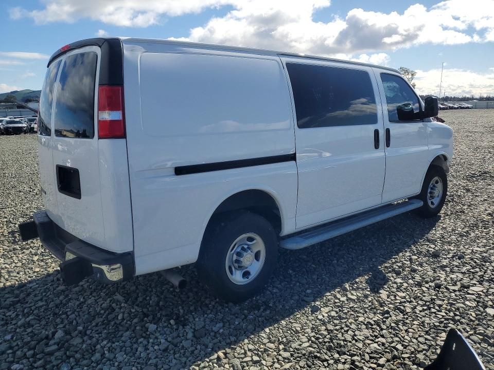 2021 Chevrolet Express G2500