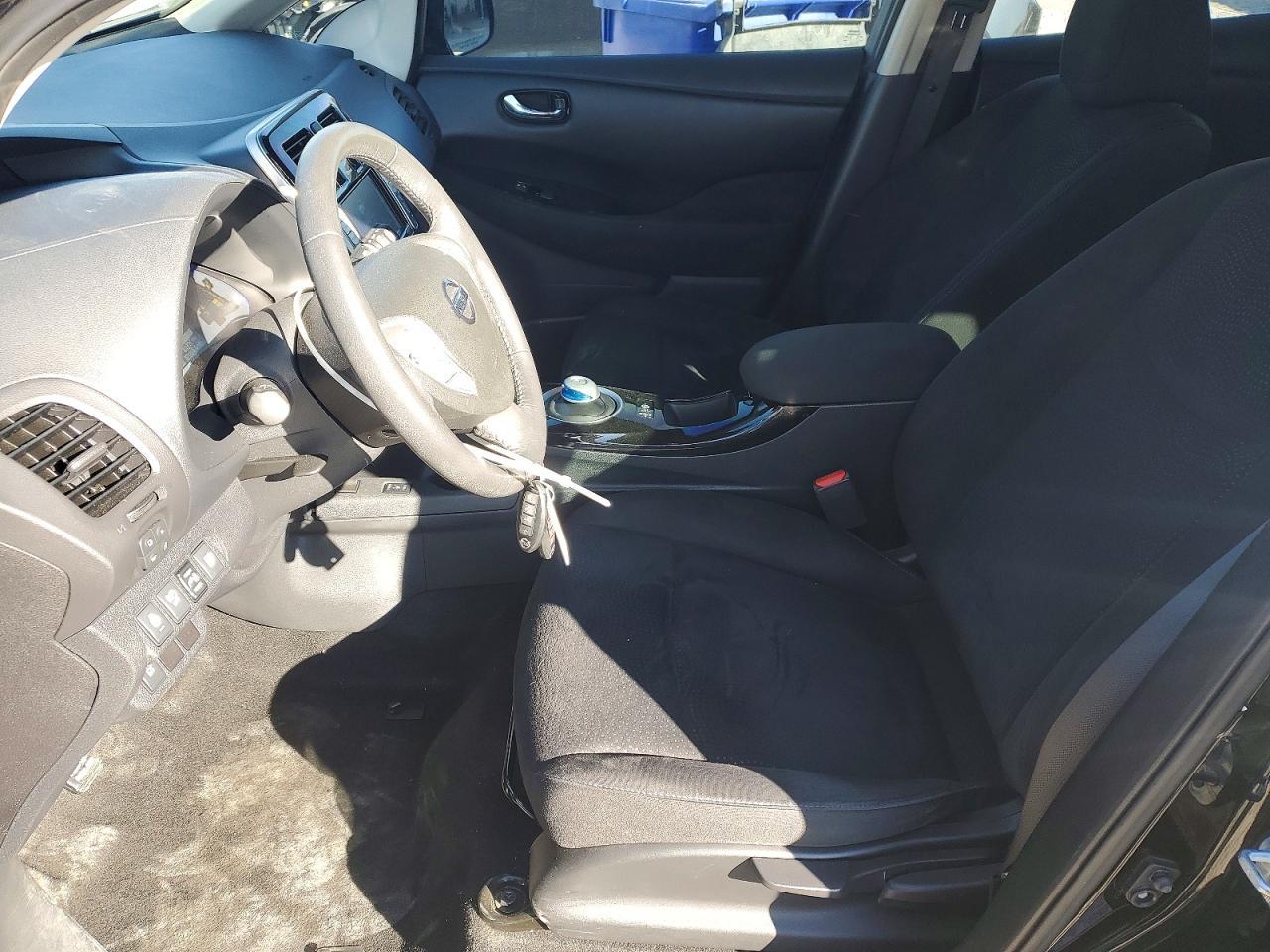 2017 Nissan Leaf s