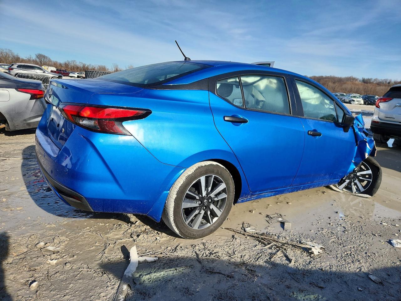 2024 Nissan Versa s