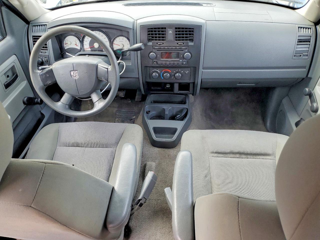 2006 Dodge Dakota Quattro
