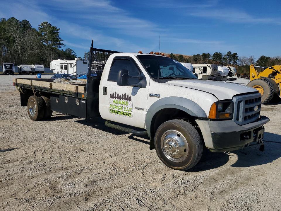 2007 Ford F550 Super Duty Flatbed Truck