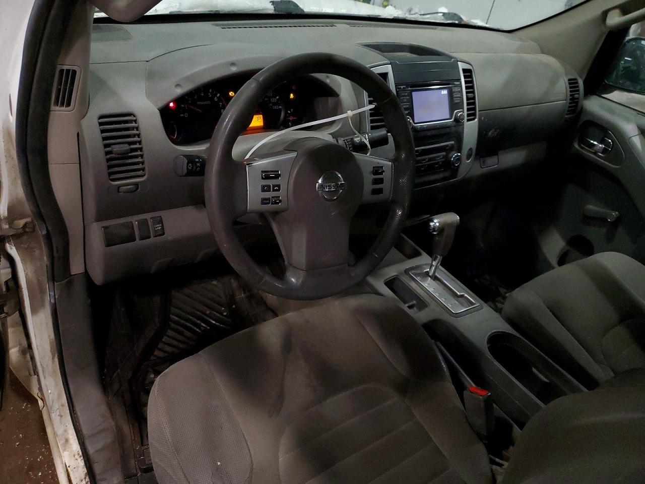 2017 Nissan Frontier s