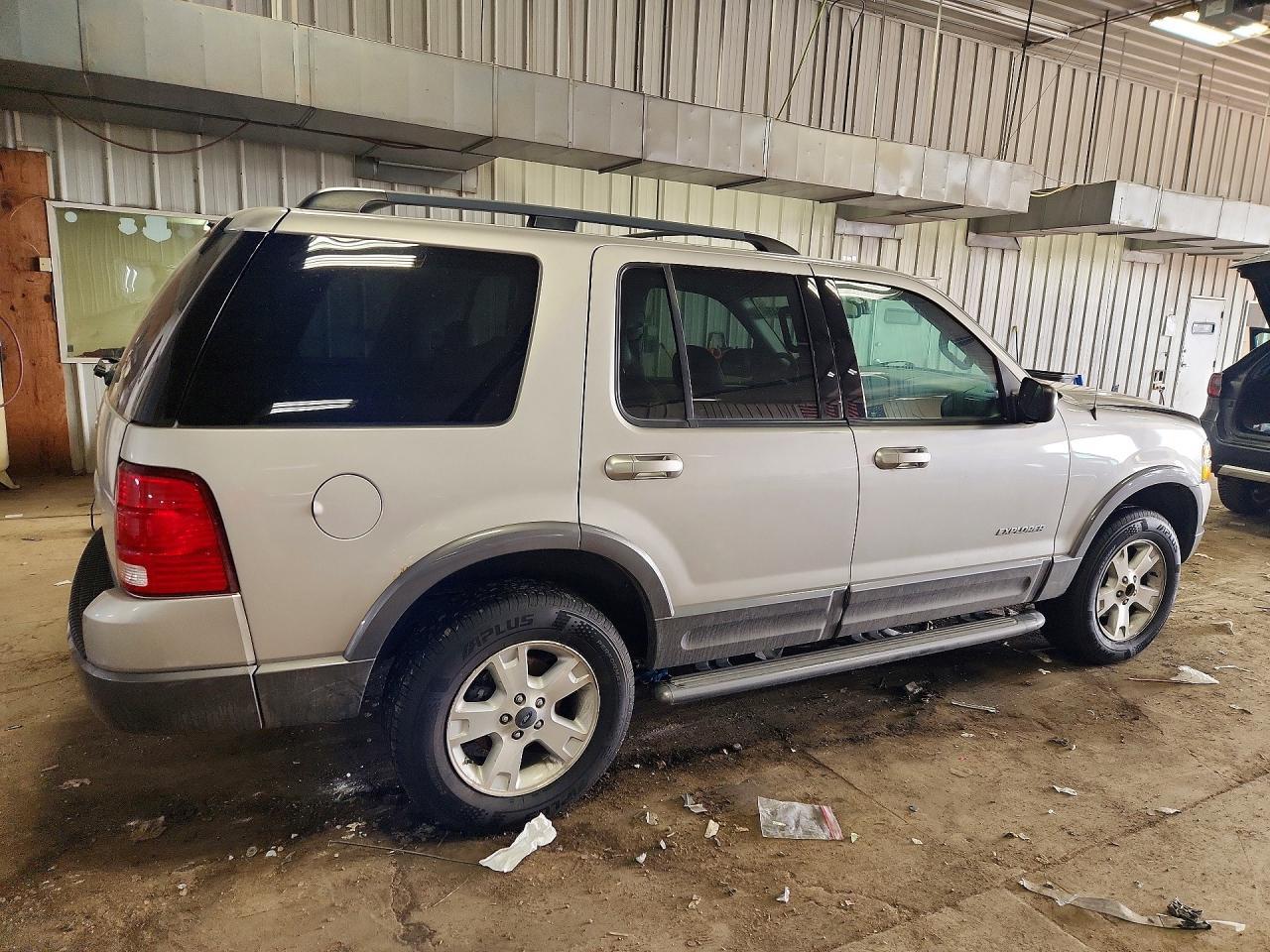 2004 Ford Explorer xlt