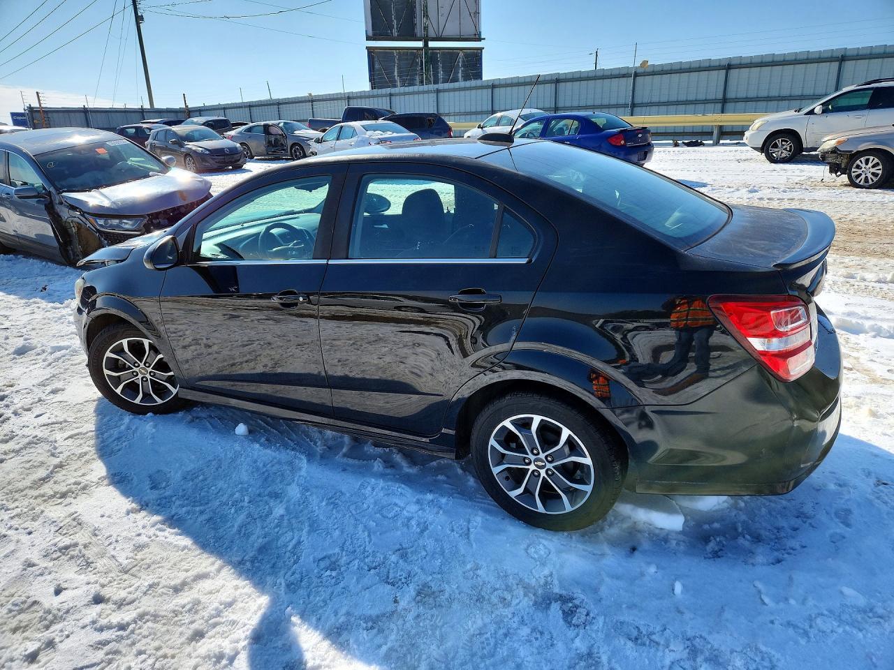 2017 Chevrolet Sonic lt