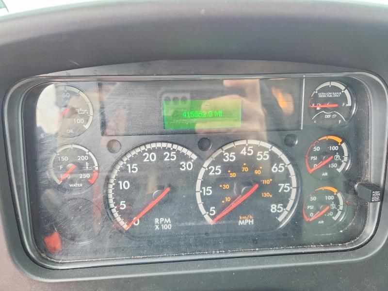 2020 Freightliner Business Class M2 Refrigerated box Truck