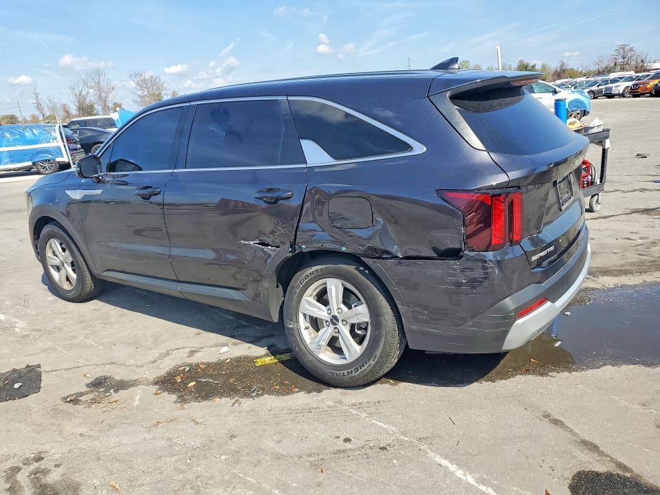 2025 KIA Sorento lx