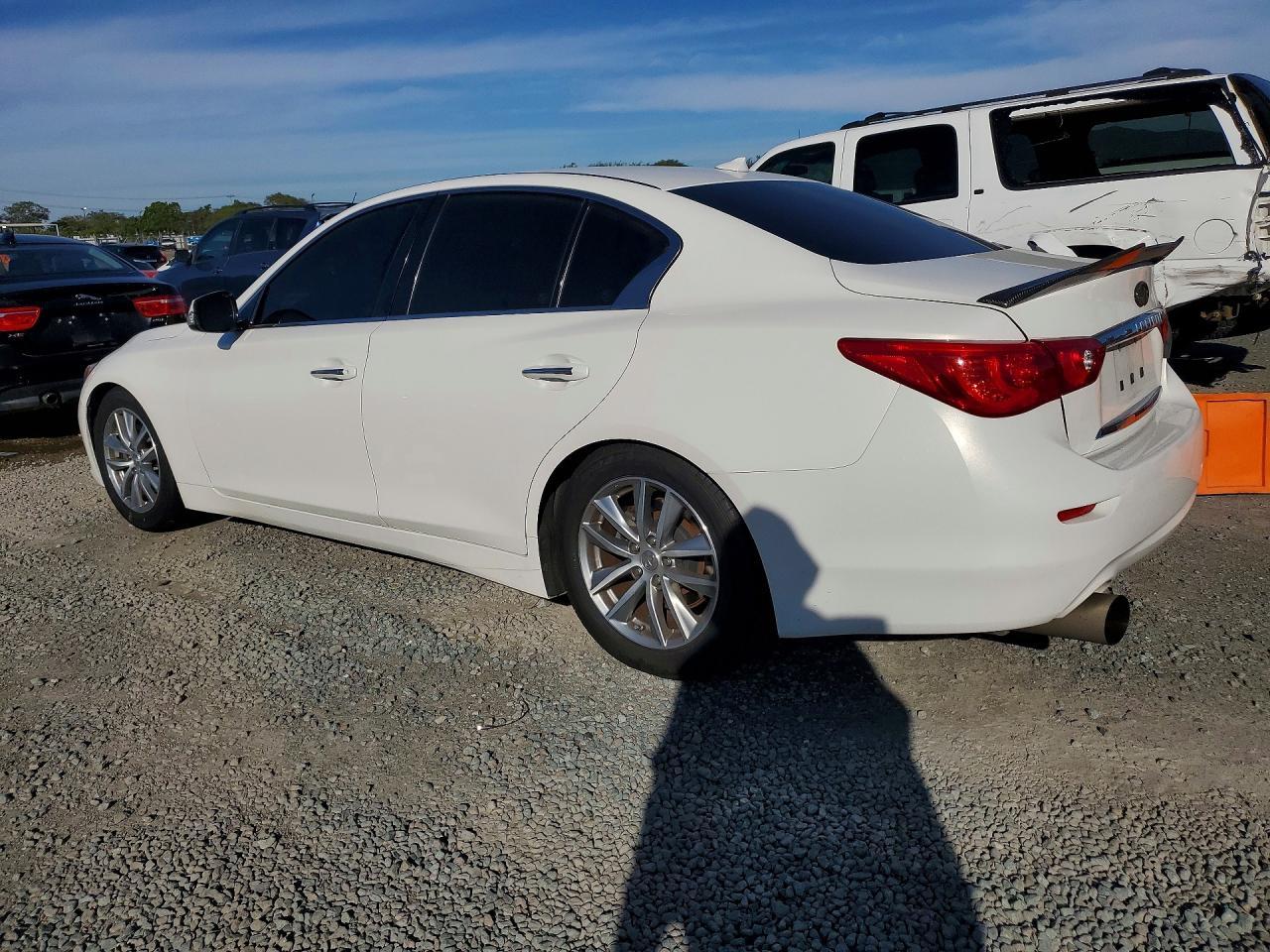 2015 Infinity Q50