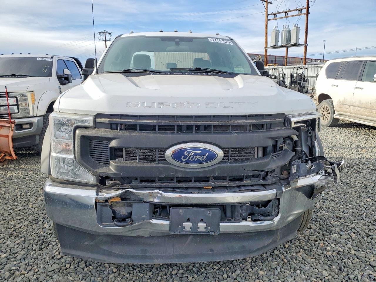 2022 Ford F450 Super Duty Truck Cab AND Chassis