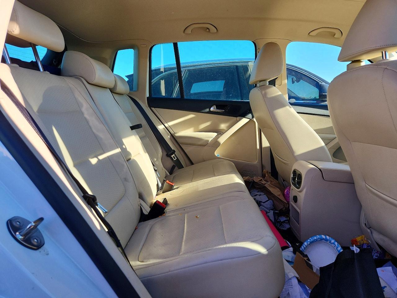 2011 Volkswagen Tiguan s